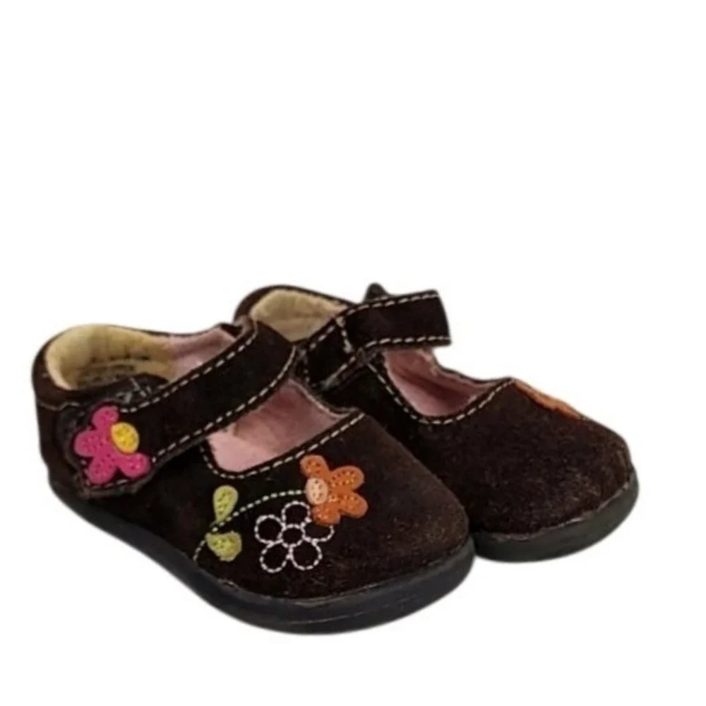 Genuine Kids By Oshkosh Brown Suede Flower Mary Jane Toddler Shoes‎ Size 2